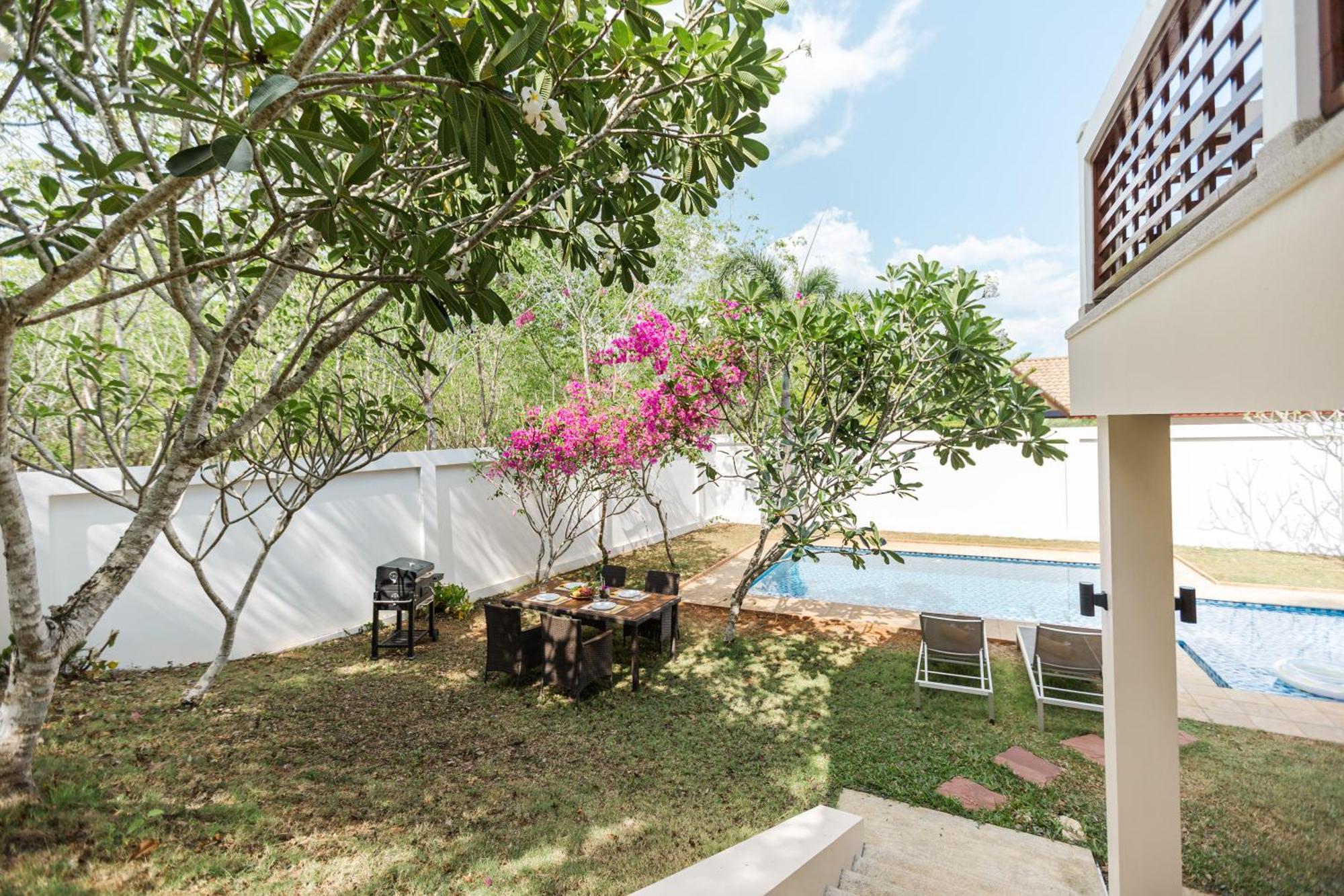 Cliff Haven Krabi Villa *